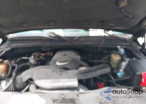 2002 Chevrolet Suburban 1500 Ls z USA, uszkodzony, nr VIN 3GNEC16ZX2G210443